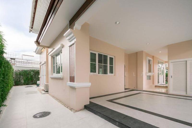 Ladawan Phuttamonthon Sai 2, Bangkok, 23 Thanon PhutthaMonthon Sai 2, Sala Thammasop, Thawi Watthana, Bangkok, 4 Bedrooms, 319 sqm, Single Detached House For Sale, by Rasita Maneelam, 500562966 - DDproperty.com