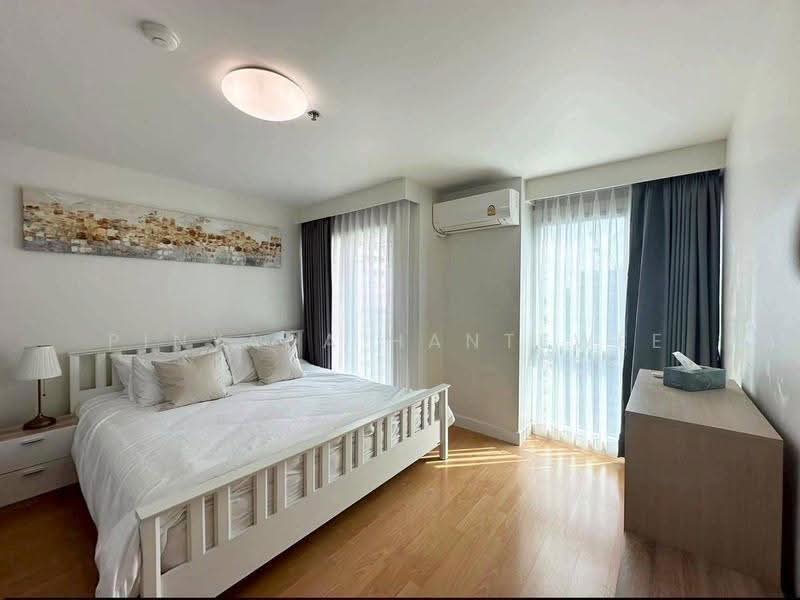 Silom Suite, Bangkok, Soi Sathorn 12, Sathorn Road, Silom, Bang Rak, Bangkok, 4 Bedrooms, 114 sqm, Condo For Sale, by Pinyada Hantewee, 500562990 - DDproperty.com
