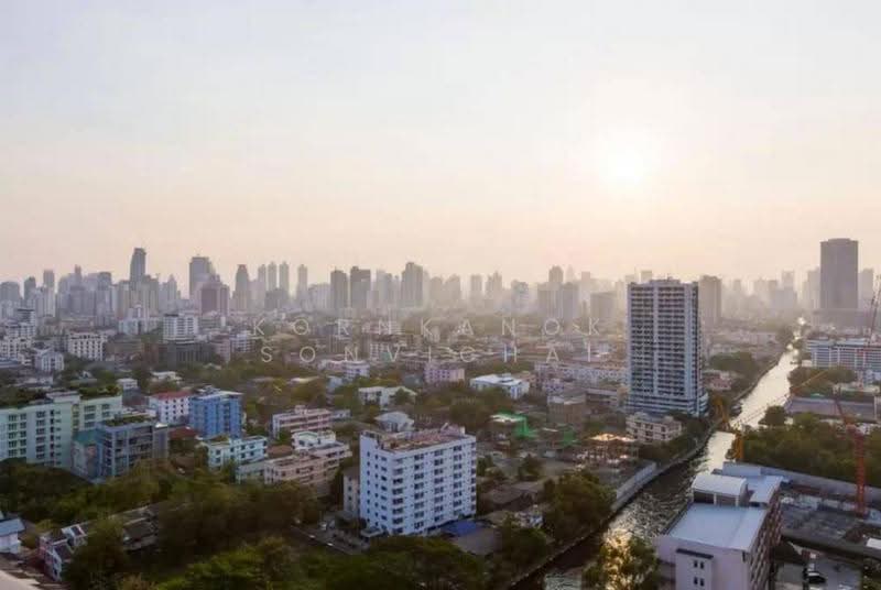 Thru Thonglor, Bangkok, Petchaburi Road, Bang Kapi, Huai Khwang, Bangkok, 1 Bedroom, 32 sqm, Condo For Sale, by Kornkanok Sonvichai, 500562994 - DDproperty.com