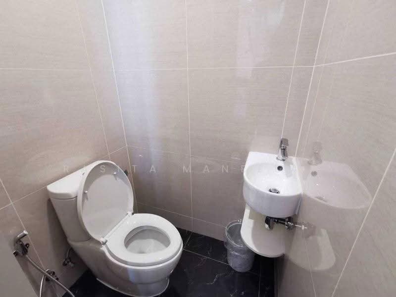 Park Origin Phrom Phong (Park 24), Bangkok, 68 Soi Sukhumvit 24, Khong Tan, Khlong Toei, Bangkok, Studio, 30 sqm, Condo For Sale, by Rasita Maneelam, 500563013 - DDproperty.com
