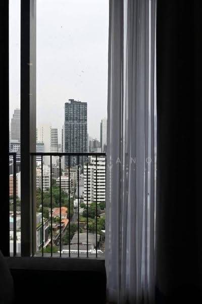 Noble Around Sukhumvit 33, Bangkok, 17 Soi Sukhumvit 33, Khlong Tan Nua, Watthana, Bangkok, Studio, 27 sqm, Condo For Rent, by Kornkanok Sonvichai, 500563041 - DDproperty.com