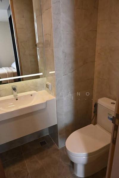 Noble Around Sukhumvit 33, Bangkok, 17 Soi Sukhumvit 33, Khlong Tan Nua, Watthana, Bangkok, Studio, 27 sqm, Condo For Rent, by Kornkanok Sonvichai, 500563041 - DDproperty.com
