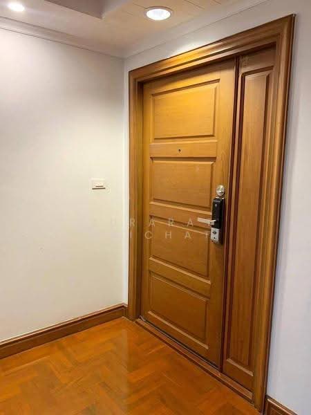 Kallista Mansion, Bangkok, 64 Soi Sukhumvit 11, Khlongtoei Nua, Watthana, Bangkok, 3 Bedrooms, 315 sqm, Condo For Sale, by Jurarat Srichat, 500563051 - DDproperty.com