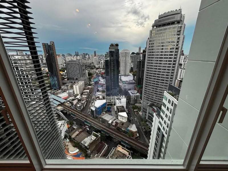 Siri At Sukhumvit, Bangkok, 902 Sukhumvit Road, Phra Kanong, Khlong Toei, Bangkok, 1 Bedroom, 52 sqm, Condo For Rent, by Pinyada Hantewee, 500563052 - DDproperty.com