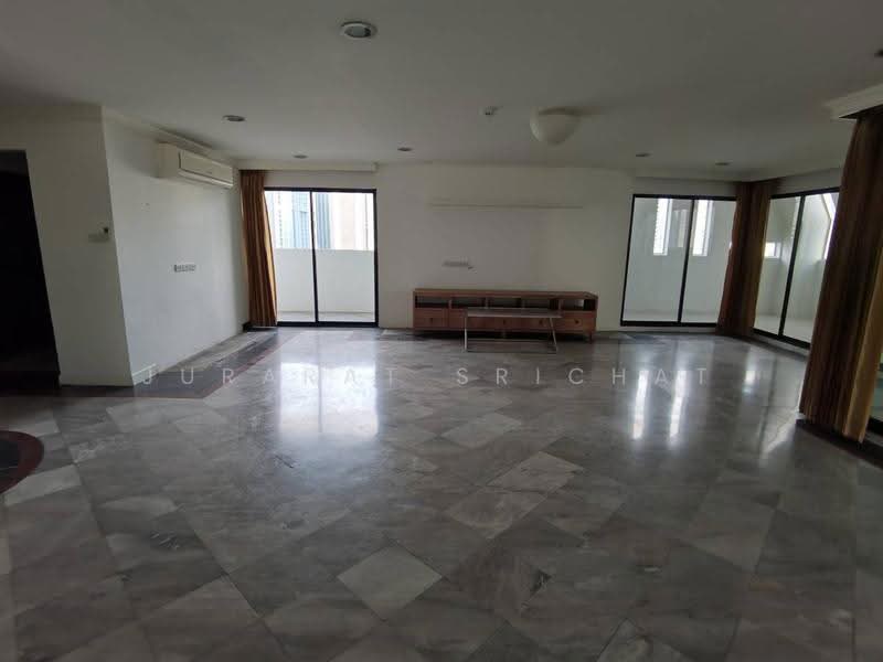 Regent on the Park 1, Bangkok, Soi Sukhumvit 26, Khong Tan, Khlong Toei, Bangkok, 3 Bedrooms, 350 sqm, Condo For Rent, by Jurarat Srichat, 500563076 - DDproperty.com