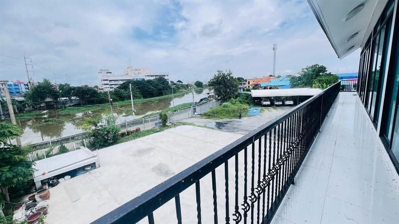 ที่ดิน + บ้าน 2 ชั้น 5 ไร่ ใกล้โรงพยาบาลบางบ่อ ซอยอบต.1 หมู่ที่1, สมุทรปราการ, ถนนเทพารักษ์, บางเพรียง, บางบ่อ, สมุทรปราการ, 300 ตร.ม., บ้านเดี่ยว ขาย, โดย คุณ พัทธ์ธีรา เจริญธรรม (พัท), 500563101 - DDproperty.com
