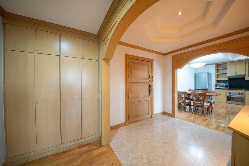 Sachayan Mansion, Bangkok, 43 Soi Sukhumvit 53, Khlong Tan Nua, Watthana, Bangkok, 2 Bedrooms, 170 sqm, Apartment For Rent, by Jurarat Srichat, 500563122 - DDproperty.com