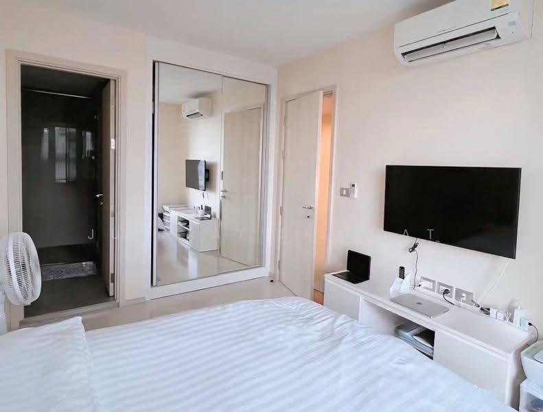 Rhythm Sukhumvit 42, Bangkok, Soi Sukhumvit 42, Sukhumvit Road, Phra Kanong, Khlong Toei, Bangkok, 1 Bedroom, 45 sqm, Condo For Sale, by Jurarat Srichat, 500563206 - DDproperty.com