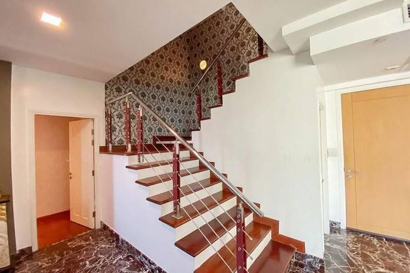 Wind Sukhumvit 23, Bangkok, 136 Soi Sukhumvit 23, Sukhumvit Road, Khlongtoei Nua, Watthana, Bangkok, 3 Bedrooms, 342 sqm, Condo For Sale, by Jurarat Srichat, 500563241 - DDproperty.com