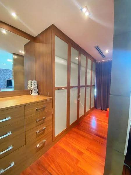 Wind Sukhumvit 23, Bangkok, 136 Soi Sukhumvit 23, Sukhumvit Road, Khlongtoei Nua, Watthana, Bangkok, 3 Bedrooms, 342 sqm, Condo For Sale, by Jurarat Srichat, 500563241 - DDproperty.com