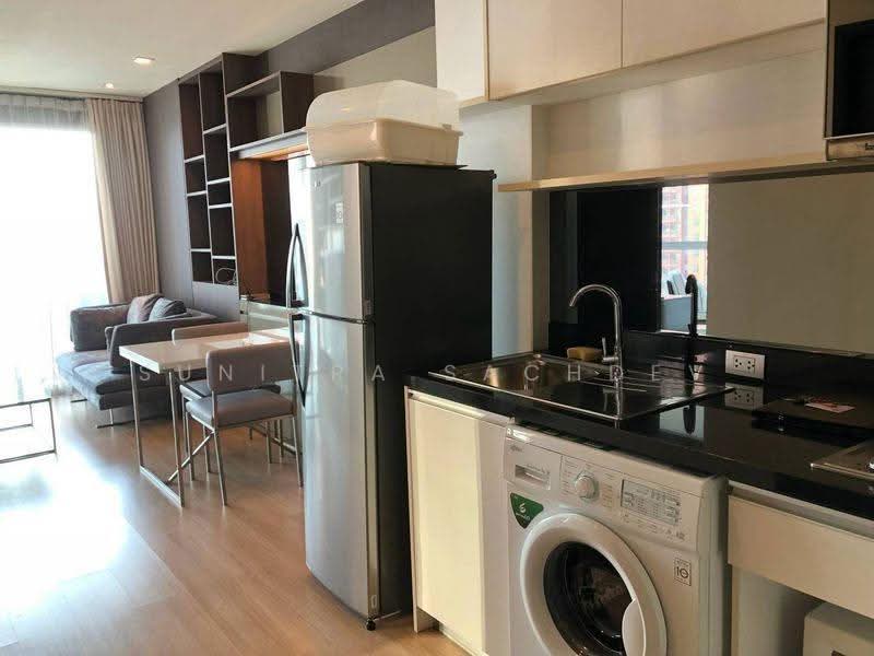 Sky Walk Residences, Bangkok, 1599 Sukhumvit Road, Phra Kanong Nua, Watthana, Bangkok, 1 Bedroom, 54 sqm, Condo For Rent, by Sunitra Sachdev, 500563271 - DDproperty.com