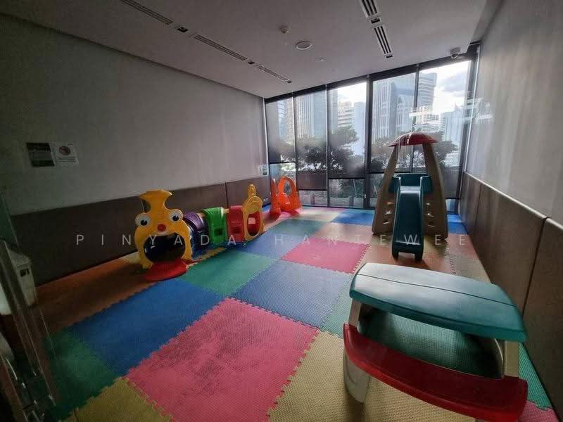 Hyde Sukhumvit 13, Bangkok, 13 Sukhumvit Road, Khlongtoei Nua, Watthana, Bangkok, 1 Bedroom, 50 sqm, Condo For Sale, by Pinyada Hantewee, 500563301 - DDproperty.com