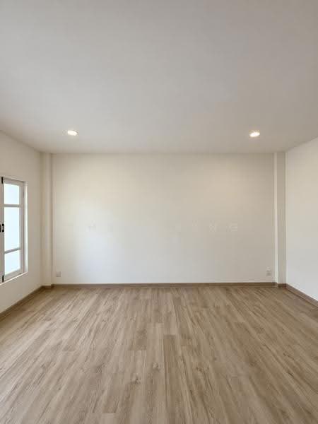 Nanthana Garden, Nonthaburi, Pak Kret, Nonthaburi, 3 Bedrooms, 141 sqm, Townhouse For Sale, by THE LIVING HUB, 500563312 - DDproperty.com