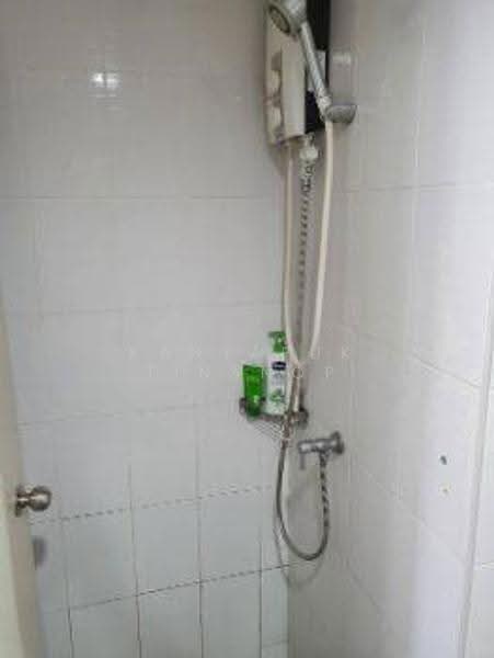 Lumpini Ville Sukhumvit 77, Bangkok, Sukhumvit 77 Road, Suan Luang, Bangkok, 2 Bedrooms, 45 sqm, Condo For Sale, by Kanyapuk Tinanop, 500563336 - DDproperty.com