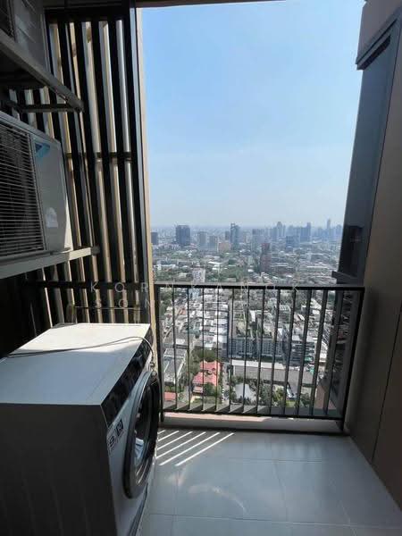 Oka Haus Sukhumvit 36, Bangkok, 3399 Rama 4 Road, Khong Tan, Khlong Toei, Bangkok, 1 Bedroom, 35 sqm, Condo For Rent, by Kornkanok Sonvichai, 500563375 - DDproperty.com