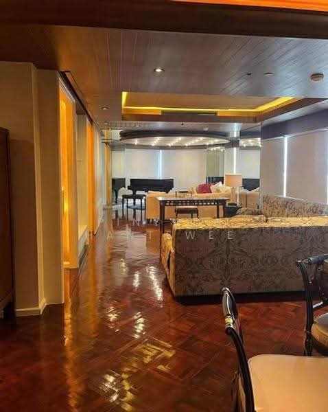 State Tower, Bangkok, 1055 Silom Road, Silom, Bang Rak, Bangkok, 2 Bedrooms, 265 sqm, Condo For Rent, by Pinyada Hantewee, 500563410 - DDproperty.com