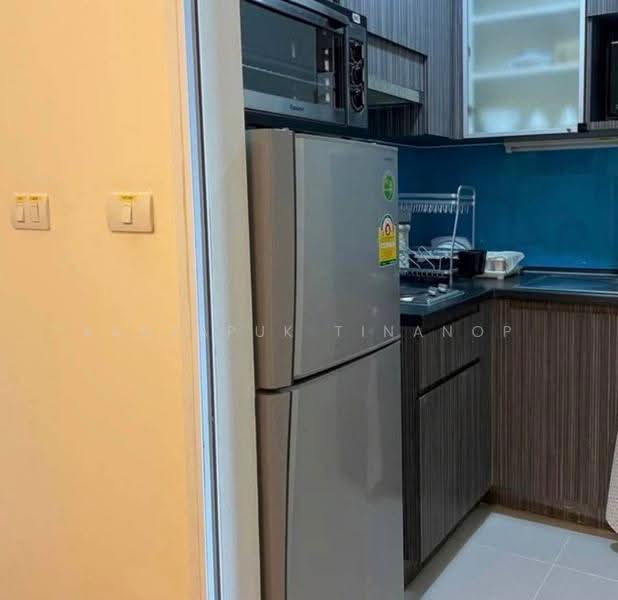 Thru Thonglor, Bangkok, Petchaburi Road, Bang Kapi, Huai Khwang, Bangkok, 2 Bedrooms, 62 sqm, Condo For Rent, by Kanyapuk Tinanop, 500563413 - DDproperty.com