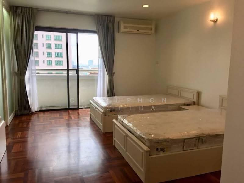 Baan Suanpetch, Bangkok, 18 Soi Sukhumvit 39, Khlong Tan Nua, Watthana, Bangkok, 2 Bedrooms, 132 sqm, Condo For Sale, by Chatuphon Mochida, 500563423 - DDproperty.com