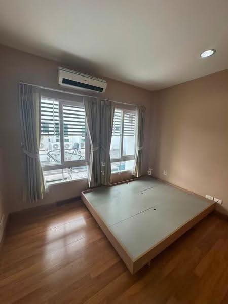 Baan Klang Muang Urbanion Rama 9-Ladprao, Bangkok, Soi Ladprao 84, Ladprao Road, Wang Thonglang, Bangkok, 3 Bedrooms, 200 sqm, Townhouse For Rent, by บุษบา รัตนวงษ์ชัย, 500563436 - DDproperty.com
