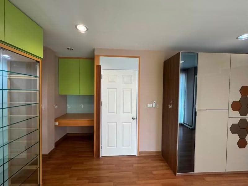 Baan Klang Muang Urbanion Rama 9-Ladprao : บ้านกลางเมือง เออร์บาเนี่ยน พระราม 9-ลาดพร้าว, กรุงเทพ, ซอยลาดพร้าว 84 ถนนลาดพร้าว, วังทองหลาง, กรุงเทพ, 200 ตร.ม., ทาวน์เฮ้าส์ ให้เช่า, โดย บุษบา รัตนวงษ์ชัย, 500563436 - DDproperty.com