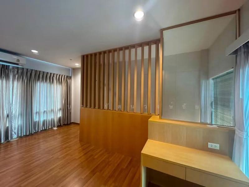 Baan Klang Muang Urbanion Rama 9-Ladprao, Bangkok, Soi Ladprao 84, Ladprao Road, Wang Thonglang, Bangkok, 3 Bedrooms, 200 sqm, Townhouse For Rent, by บุษบา รัตนวงษ์ชัย, 500563436 - DDproperty.com