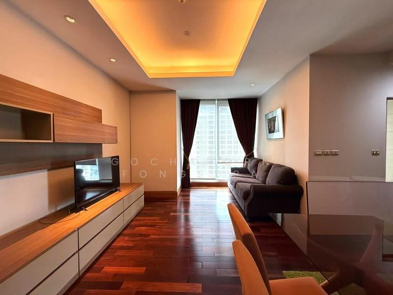 Sky Villas : สกายวิลล่า, กรุงเทพ, 7 ถนนสาทรใต้, ยานนาวา, สาทร, กรุงเทพ, 75 ตร.ม., คอนโด ให้เช่า, โดย Gochaporn Fongsupa, 500563456 - DDproperty.com
