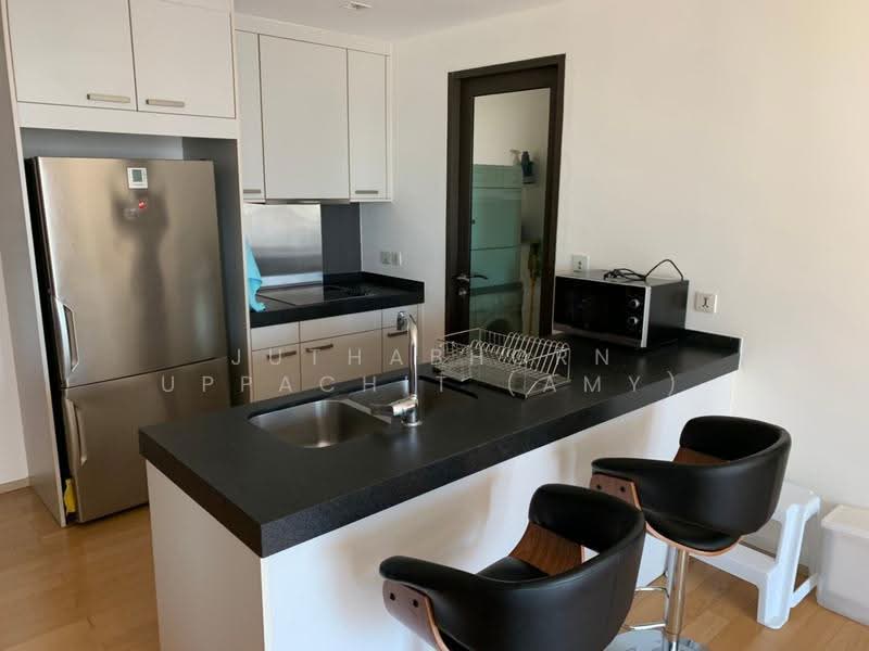 Prive by Sansiri, Bangkok, 68 Soi Ruamrudee, Wireless Road, Lumphini, Pathum Wan, Bangkok, 2 Bedrooms, 94 sqm, Condo For Rent, by Juthabhorn Uppachit (Amy), 500563485 - DDproperty.com
