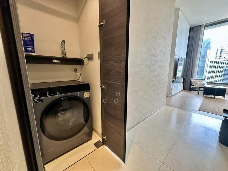 The Esse Asoke, Bangkok, 333 Soi Sukhumvit 21, Sukhumvit Road, Khlongtoei Nua, Watthana, Bangkok, 1 Bedroom, 47 sqm, Condo For Rent, by Jentina Homes & Co, 500563514 - DDproperty.com
