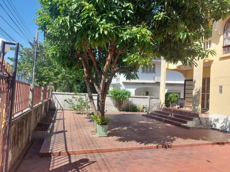 undefined, Bangkok, Saphan Sung, Bangkok, 2 Bedrooms, 300 sqm, Single Detached House For Sale, by Chatuphon Mochida, 500563524 - DDproperty.com