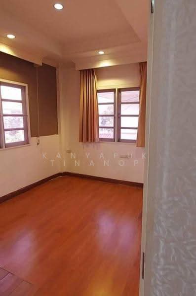 4-BR House, Bangkok, Khlong Tanon, Sai Mai, Bangkok, 4 Bedrooms, 220 sqm, Single Detached House For Sale, by Kanyapuk Tinanop, 500563538 - DDproperty.com