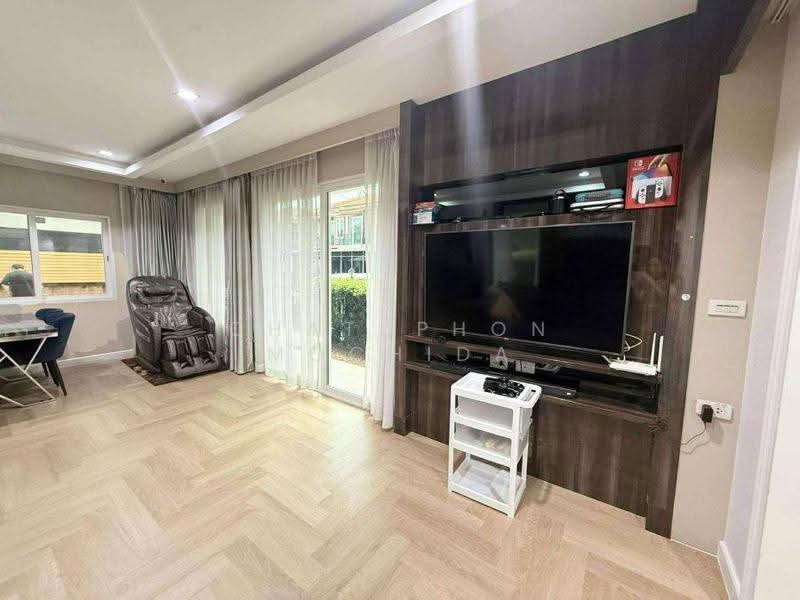Golden Village Onnut-Pattanakan, Bangkok, Soi On Nut 65 Yak14, Prawet, Bangkok, 4 Bedrooms, 191 sqm, Single Detached House For Sale, by Chatuphon Mochida, 500563540 - DDproperty.com