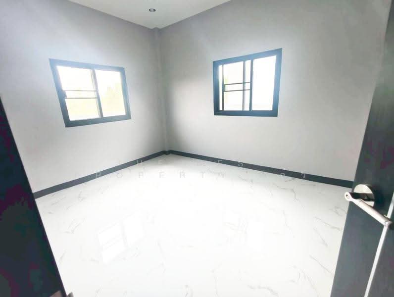 บ้านแฝดบ้านโพธิ์ ฉะเชิงเทรา, Chachoengsao, Saen Phu Dat, Ban Pho, Chachoengsao, 2 Bedrooms, 150 sqm, Semi-Detached House (Twin House) For Sale, by The Best Property แก้ว, 500563567 - DDproperty.com