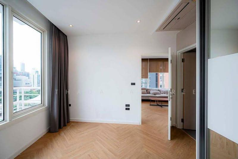 Siri Residence, Bangkok, 21 Soi Sukhumvit 24, Khong Tan, Khlong Toei, Bangkok, 3 Bedrooms, 141 sqm, Condo For Sale, by Withada Jaiarree, 500563585 - DDproperty.com