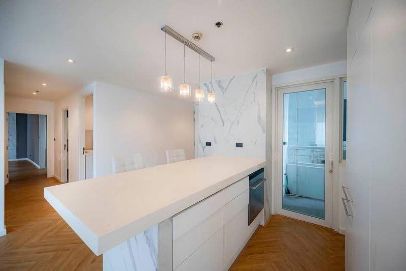 Siri Residence, Bangkok, 21 Soi Sukhumvit 24, Khong Tan, Khlong Toei, Bangkok, 3 Bedrooms, 141 sqm, Condo For Sale, by Withada Jaiarree, 500563585 - DDproperty.com