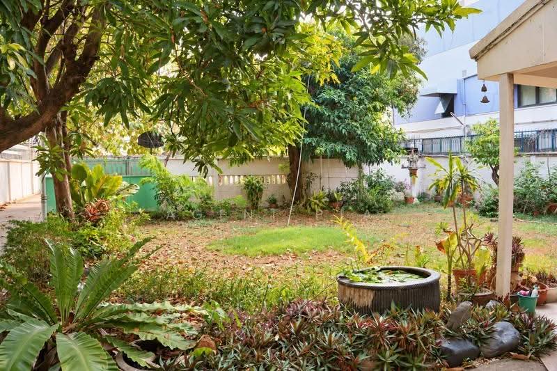 Detached House for Rent near BTS Ari – Company Registration Allowed, Pet-Friendly (SPSAD4175), Bangkok, Samsen Nai, Phaya Thai, Bangkok, 6 Bedrooms, 976 sqm, Single Detached House For Rent, by Agent Pla, 500563634 - DDproperty.com