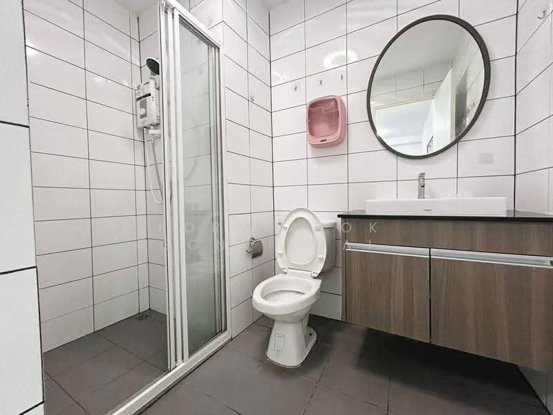Chapter One ECO Ratchada-Huaikwang, Bangkok, Pracha Uthit Road, Huai Khwang, Bangkok, 2 Bedrooms, 45 sqm, Condo For Rent, by Kornkanok Sonvichai, 500563635 - DDproperty.com