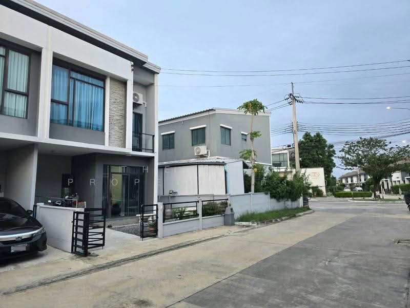 Grande Pleno Suksawad-Rama 3, Bangkok, Soi Mit Maitri 17, Pracha-u-tit Road, Thung Khru, Bangkok, 3 Bedrooms, 100 sqm, Townhouse For Sale, by The Best Property ตั้งโอ๋, 500563637 - DDproperty.com