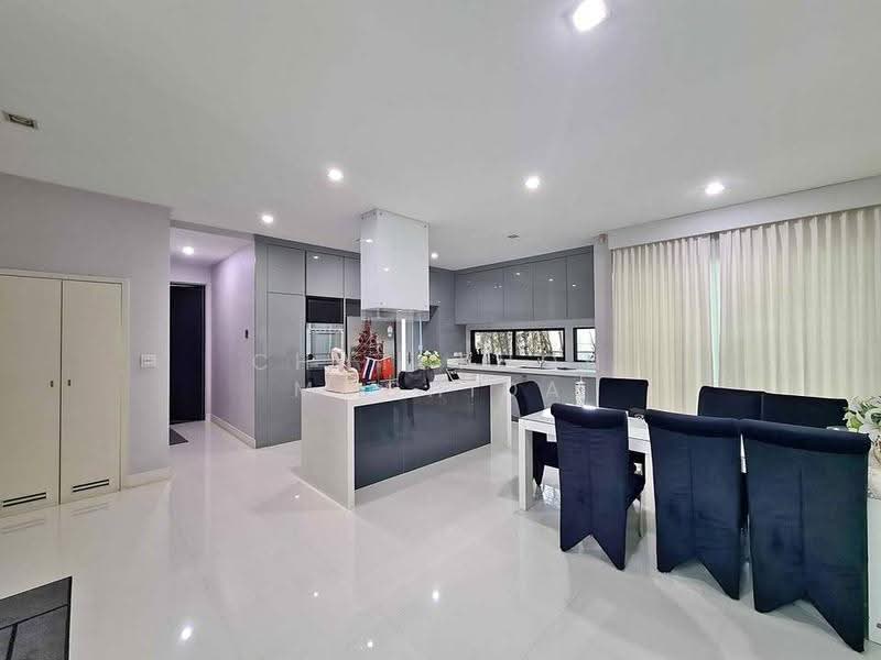 4-BR House, Bangkok, Bang Ra Mat, Taling Chan, Bangkok, 4 Bedrooms, 398 sqm, Single Detached House For Sale, by Chatuphon Mochida, 500563642 - DDproperty.com