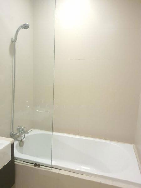 Noble Solo, Bangkok, 988 Thong Lo, Khlong Tan Nua, Watthana, Bangkok, 1 Bedroom, 74 sqm, Condo For Sale, by Pinyada Hantewee, 500563653 - DDproperty.com
