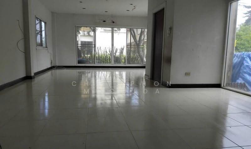 Baan Caribbean Home Chalong Krung, Bangkok, Soi Moobaan Caribbean, Lam Pla Tiew, Lat Krabang, Bangkok, 3 Bedrooms, 216 sqm, Single Detached House For Sale, by Chatuphon Mochida, 500563699 - DDproperty.com