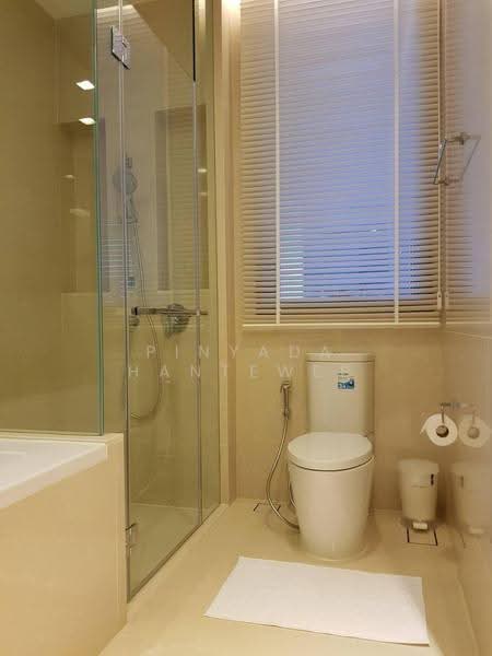 The Esse Asoke, Bangkok, 333 Soi Sukhumvit 21, Sukhumvit Road, Khlongtoei Nua, Watthana, Bangkok, 2 Bedrooms, 75 sqm, Condo For Rent, by Pinyada Hantewee, 500563721 - DDproperty.com