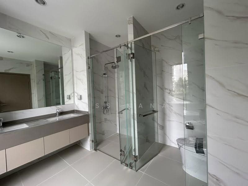 Aerie Srinakarin-Krungthepkreetha, Bangkok, Srinakarin - Romklao Road, Khlong Song Ton Nun, Lat Krabang, Bangkok, 5 Bedrooms, 3,590 sqm, Single Detached House For Rent, by Miss Nana, 500563747 - DDproperty.com