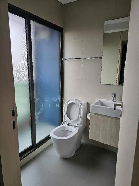 Lumpini Suite Phetchaburi-Makkasan, Bangkok, 1515 Phetchaburi Rd, Makkasan, Ratchathewi, Bangkok, 2 Bedrooms, 62 sqm, Condo For Sale, by Kanyapuk Tinanop, 500563769 - DDproperty.com