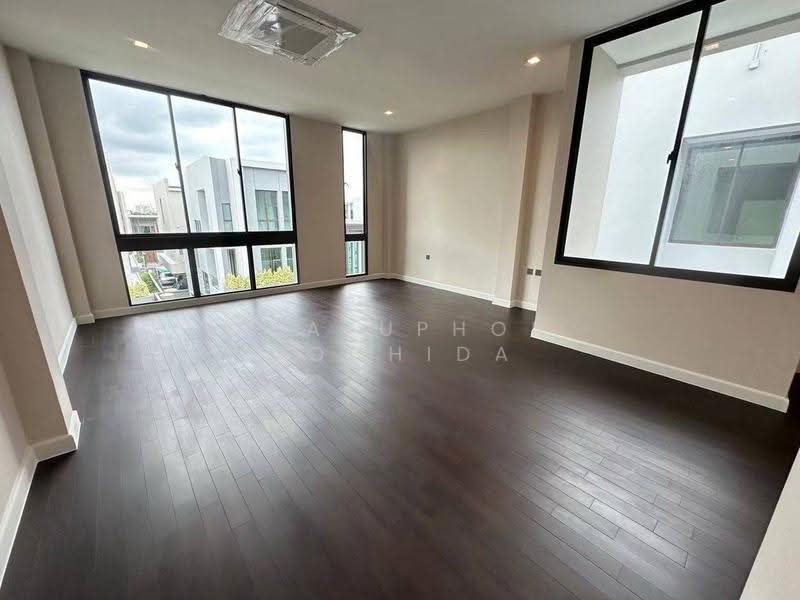 undefined, Bangkok, Saphan Sung, Bangkok, 5 Bedrooms, 4 sqm, Single Detached House For Sale, by Chatuphon Mochida, 500563771 - DDproperty.com