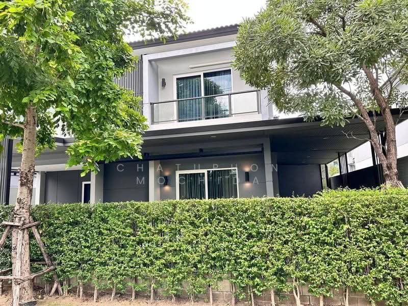 4-BR House, Bangkok, Dok Mai, Prawet, Bangkok, 4 Bedrooms, 325 sqm, Single Detached House For Sale, by Chatuphon Mochida, 500563791 - DDproperty.com