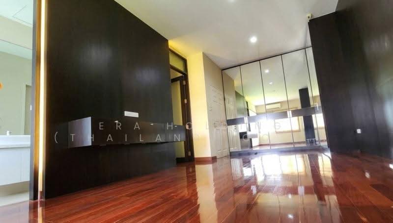 ทาวน์เฮาส์หลังใหญ่ใจกลางเมือง - พื้นที่ใช้สอยจัดเต็ม, กรุงเทพ, บางโพงพาง, ยานนาวา, กรุงเทพ, 340 ตร.ม., ทาวน์เฮ้าส์ ขาย, โดย ERA Holding (Thailand) Co., Ltd., 500563796 - DDproperty.com