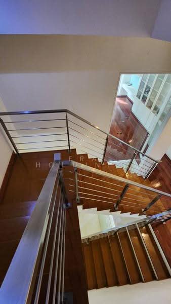 ทาวน์เฮาส์หลังใหญ่ใจกลางเมือง - พื้นที่ใช้สอยจัดเต็ม, Bangkok, Bang Pong Pang, Yan Nawa, Bangkok, 4 Bedrooms, 340 sqm, Townhouse For Sale, by ERA Holding (Thailand) Co., Ltd., 500563796 - DDproperty.com