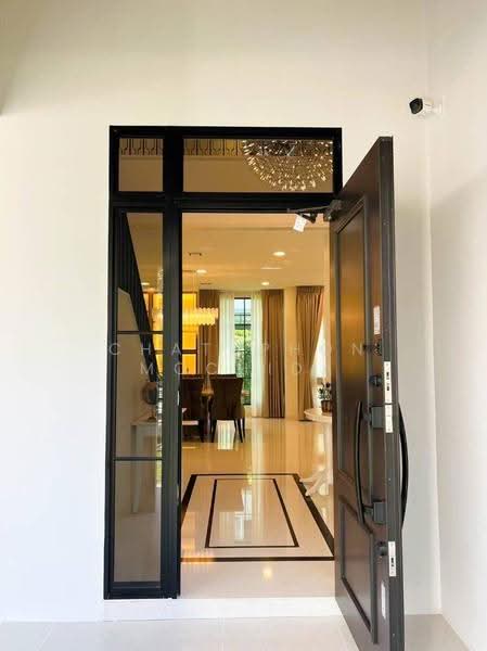 Nantawan Rama 9 - New Krungthepkreetha, Bangkok, Saphan Sung, Bangkok, 4 Bedrooms, 4 sqm, Single Detached House For Sale, by Chatuphon Mochida, 500563839 - DDproperty.com