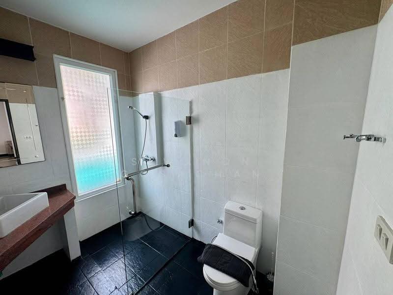 3-BR Villa, Chon Buri (Pattaya), Nong Pru, Bang Lamung (Pattaya), Chon Buri (Pattaya), 3 Bedrooms, 280 sqm, Villa For Sale, by Siwanon Gosachan, 500563895 - DDproperty.com