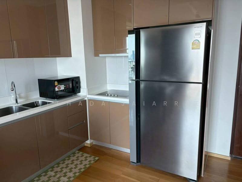 Siri At Sukhumvit, Bangkok, 902 Sukhumvit Road, Phra Kanong, Khlong Toei, Bangkok, 2 Bedrooms, 70 sqm, Condo For Rent, by Withada Jaiarree, 500563962 - DDproperty.com